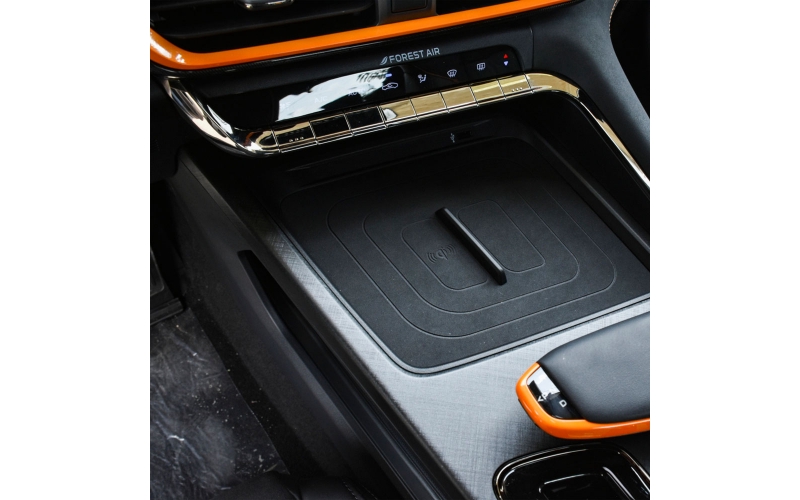 長(zhǎng)安unit車載無線充電原裝位無損安裝